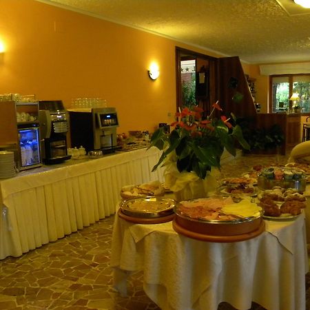 Hotel La Rosa Del Tirreno Livorno Eksteriør bilde